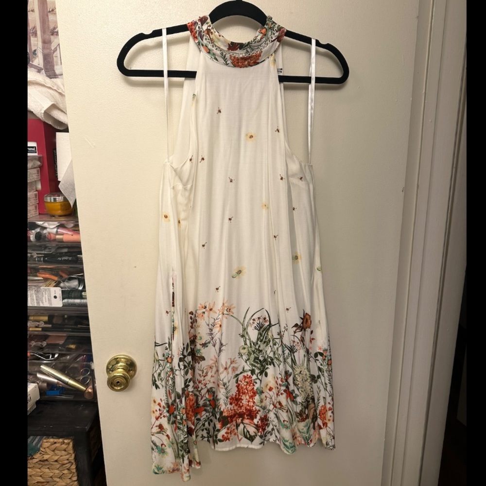 Floral dress. Size small. New and never worn